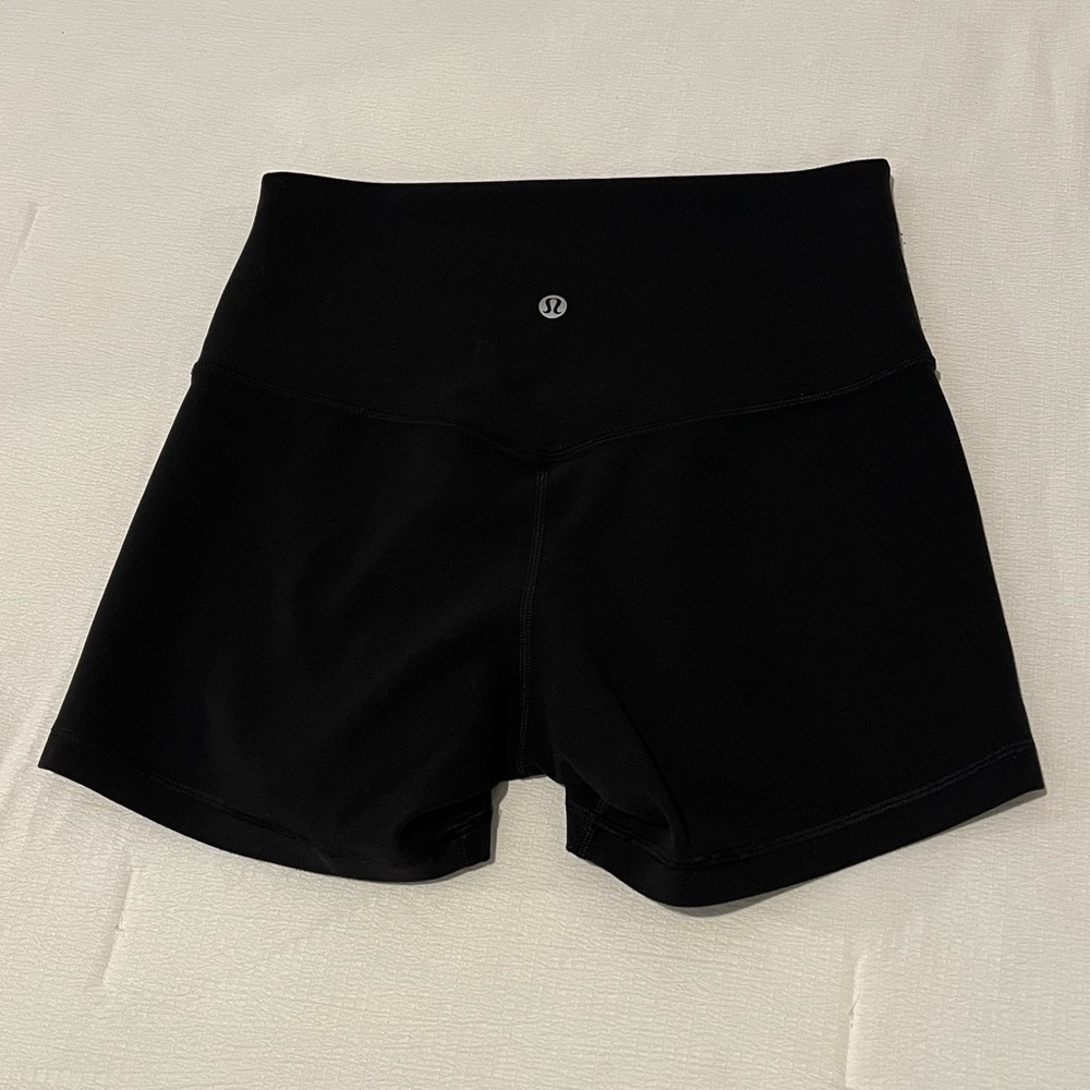 Lululemon Align High Rise Short 2” - Size 6